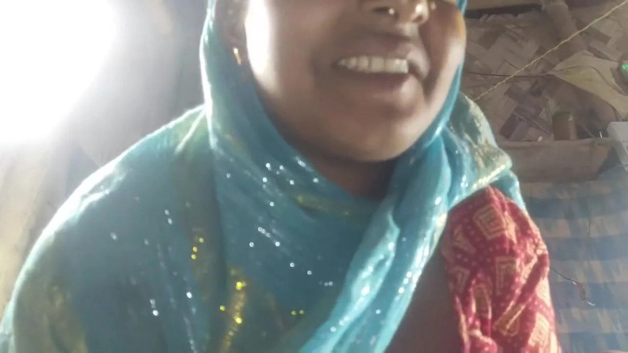 Village Bhabhi New Sex - Devar Bhabhi