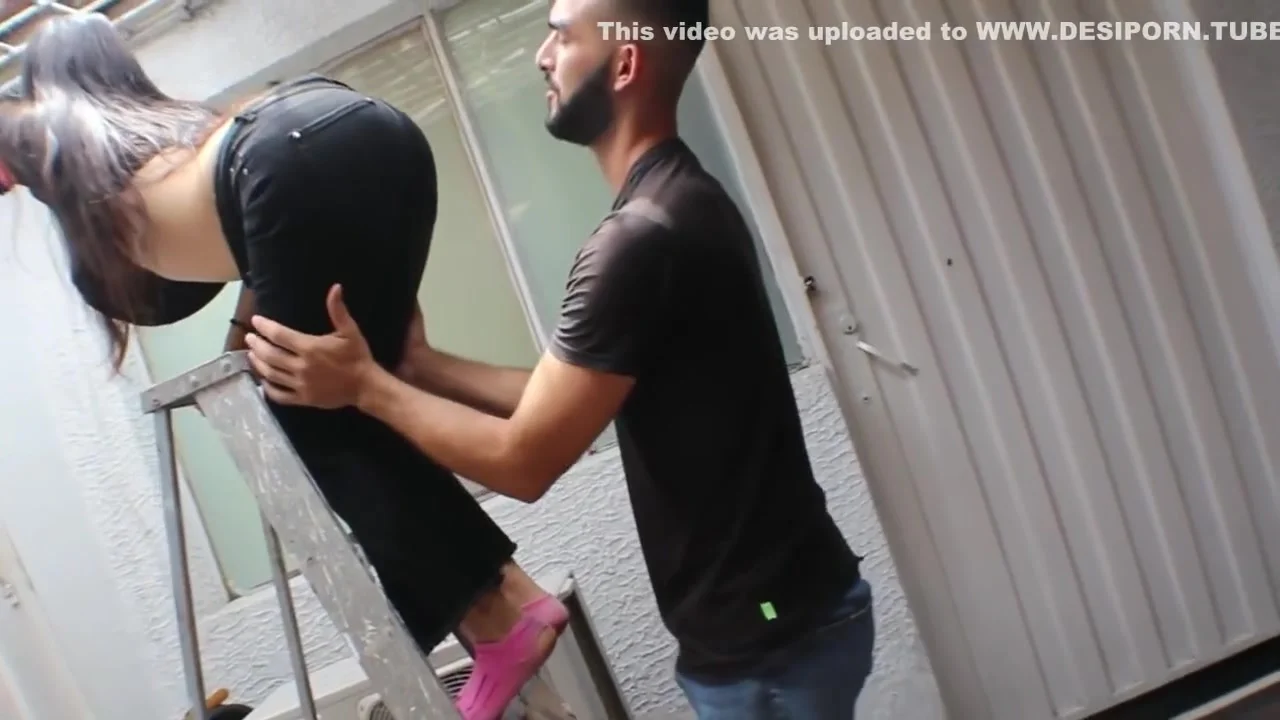 I Call Through The Broken Air And End Up With The Technicians Pussy Full Of Milk!