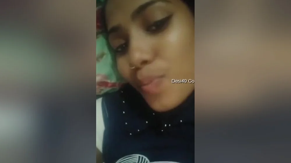 Today Exclusive- Cute Desi Girl Blowjob And Showing Her Boobs 2