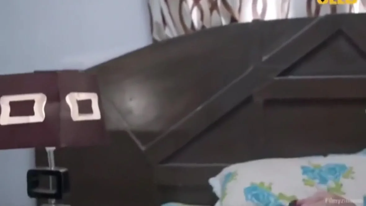 Bhabi Ko Land Diya Sex In Hindi Porn