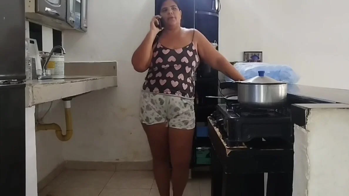 Im A Chubby Colombian Whore And I End Up Fucking My Neighbor Since My Cuckold Husband Is Never Around