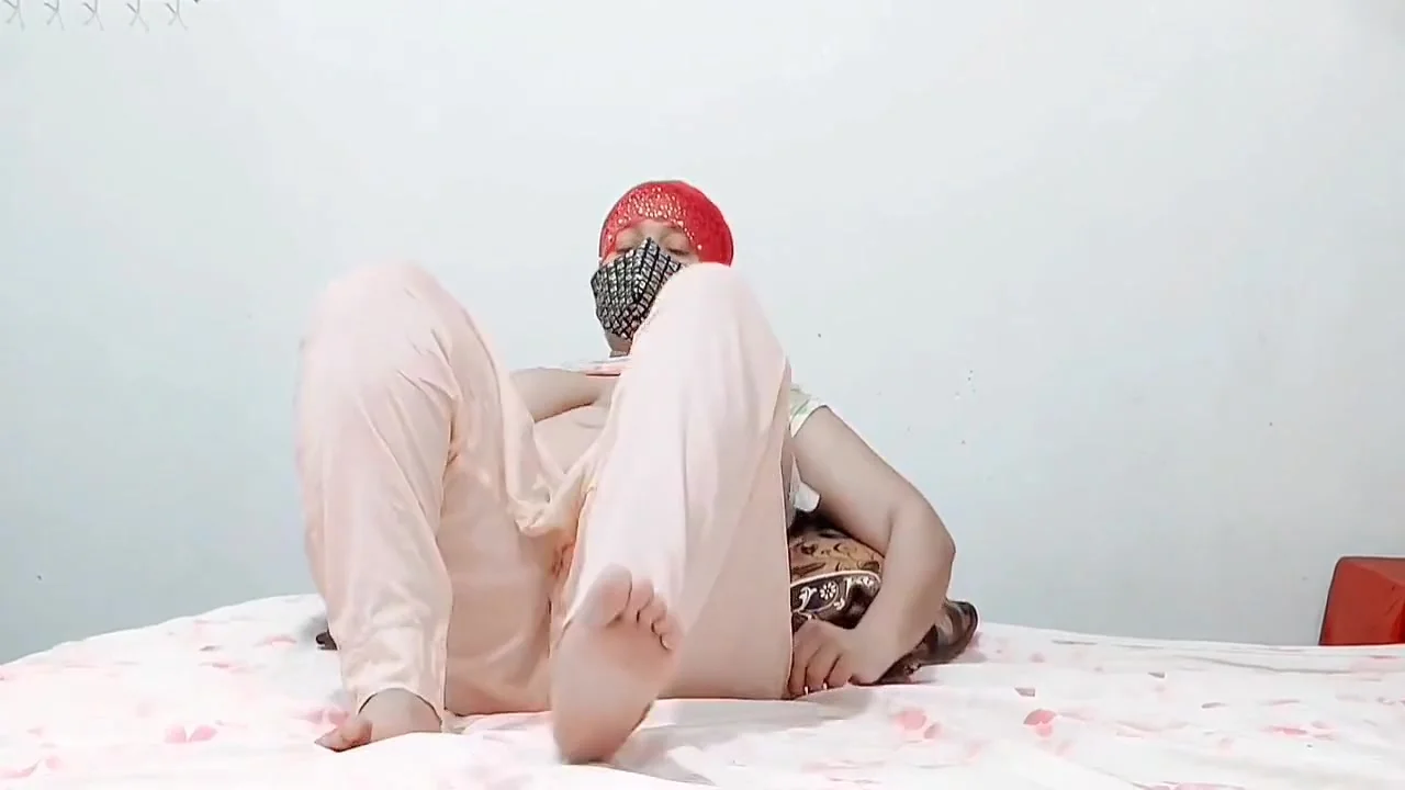 Big Naturals In Amateur Bbw With Big Tits Fucking Pussy By Cucumber