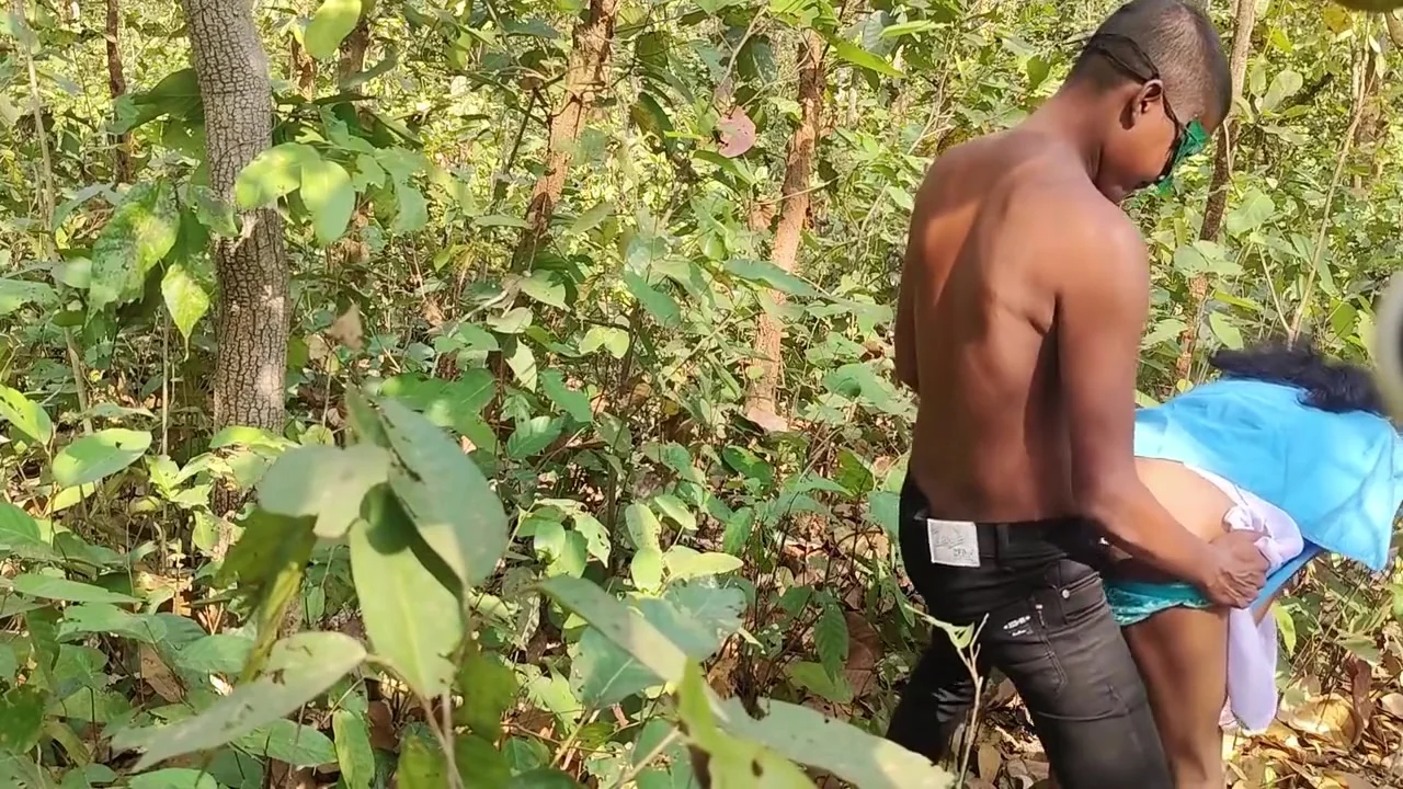 Jungle Girl In Desi Indian Ki Jungle Main Mangal