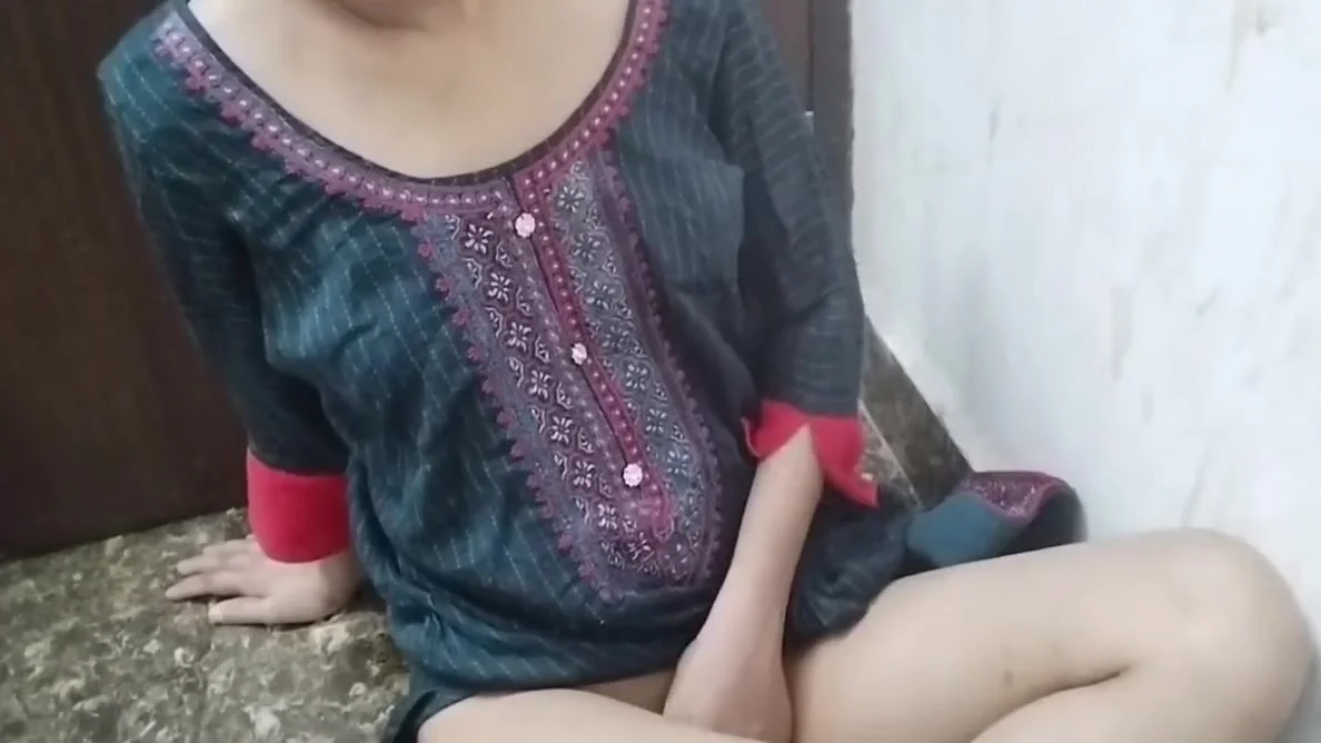 Bhabhi Ko Ghar Me Pakad Ke Pel Diya