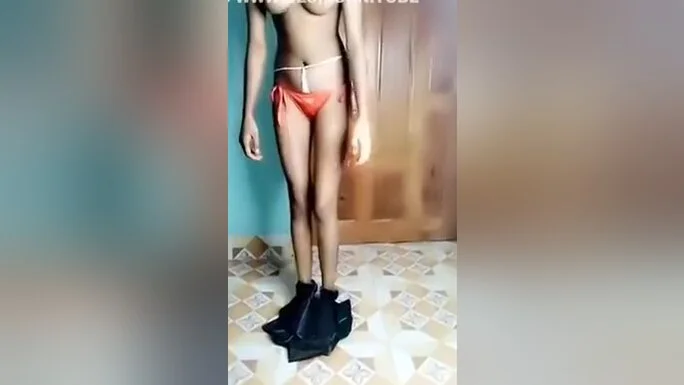 18 Years In Bangladeshi Hot Sexy Slim Girl Stiping For You