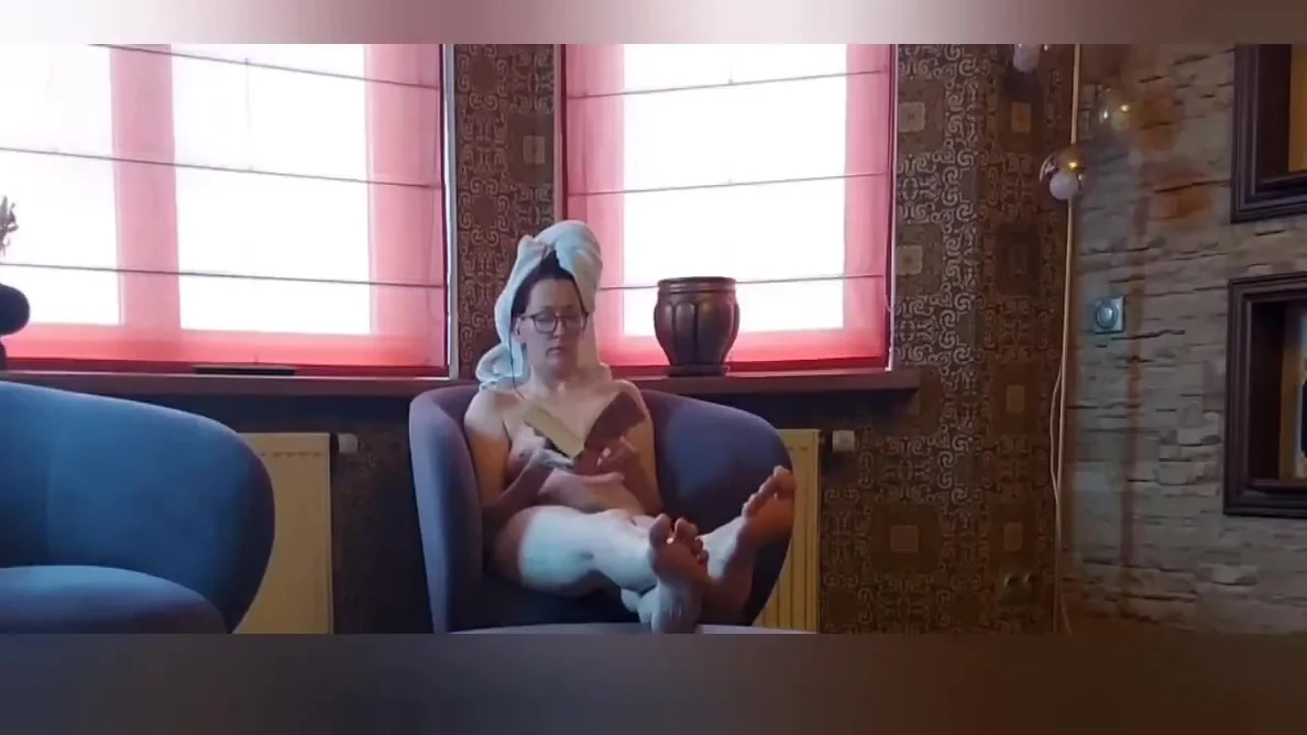 The Hairy Pussy Youve Been Dreaming Of - Fingers In The Pussy