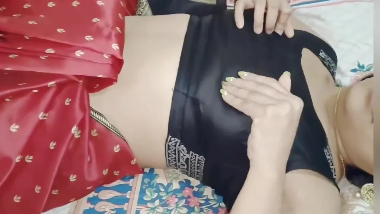 New Married Hot & Beautiful Wife Saree Romance & Fucking