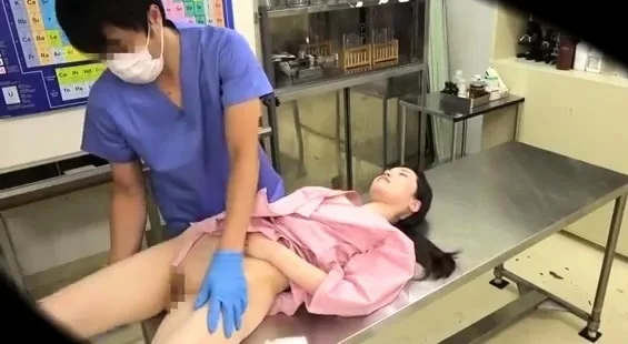 Voyeur Cam Catches Small tit Hairy Teen Nude At The Beach