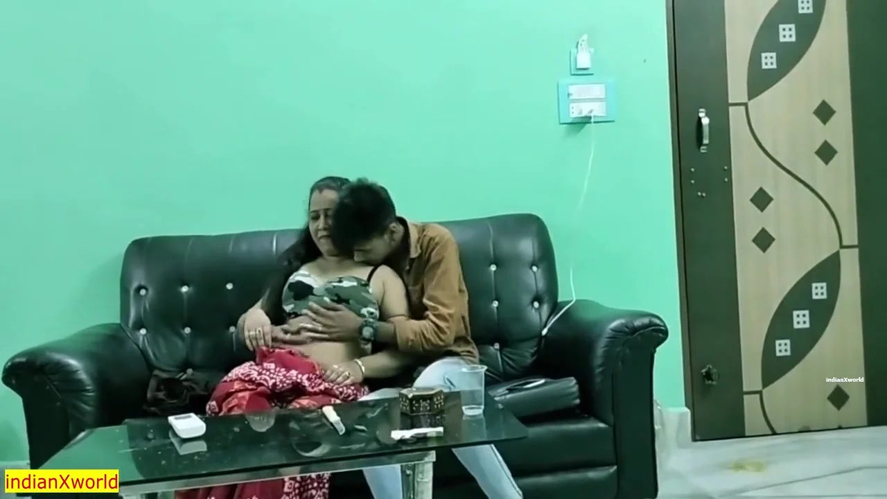 Indian Bengali Stepmom Amazing Hot Sex! Indian Taboo Sex