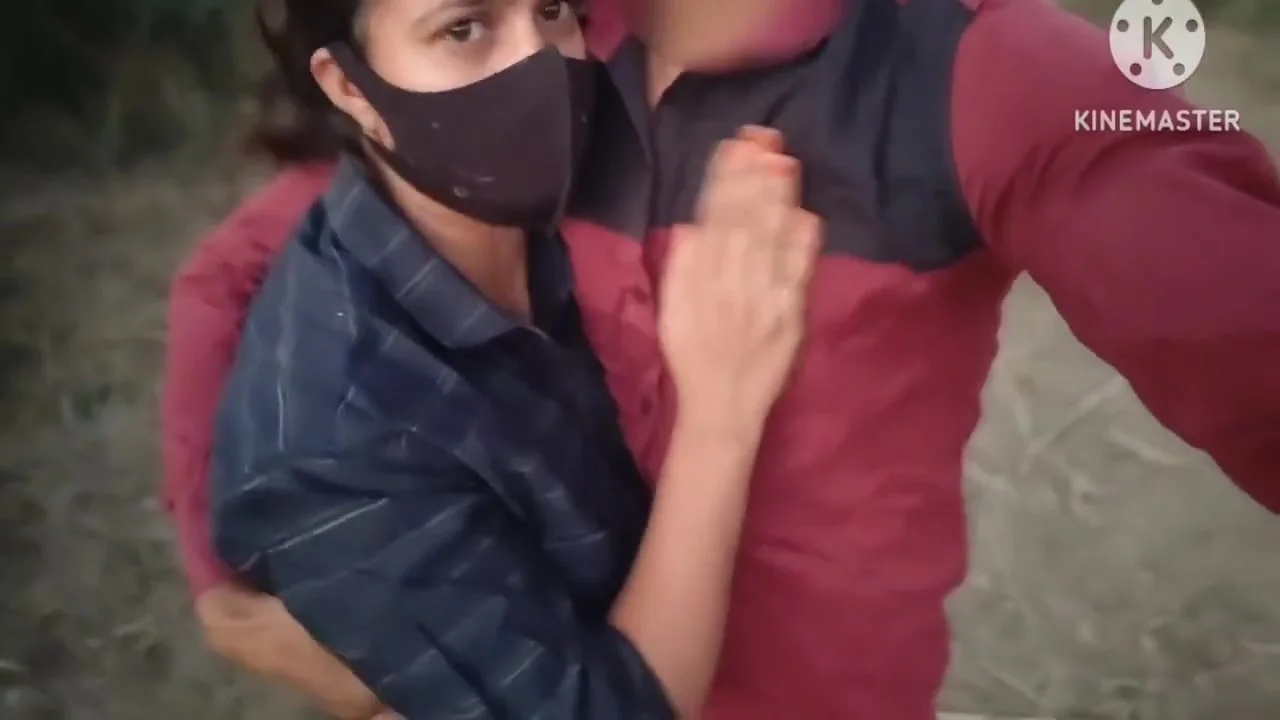 Indian Virgin School Girls First Time Sex With Her Boyfriend In Jungle Outdoor Hindi