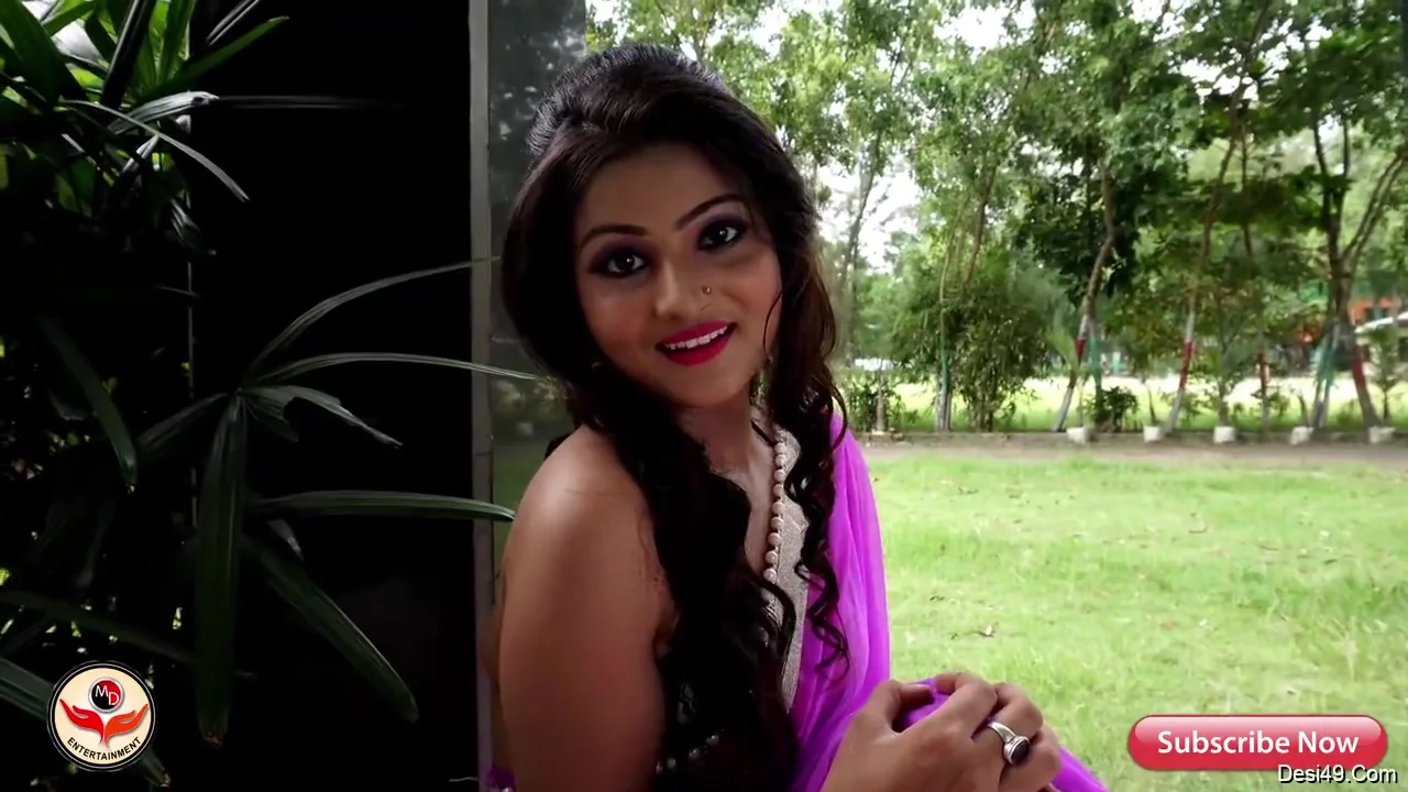 First On Net -susmita Saree 1