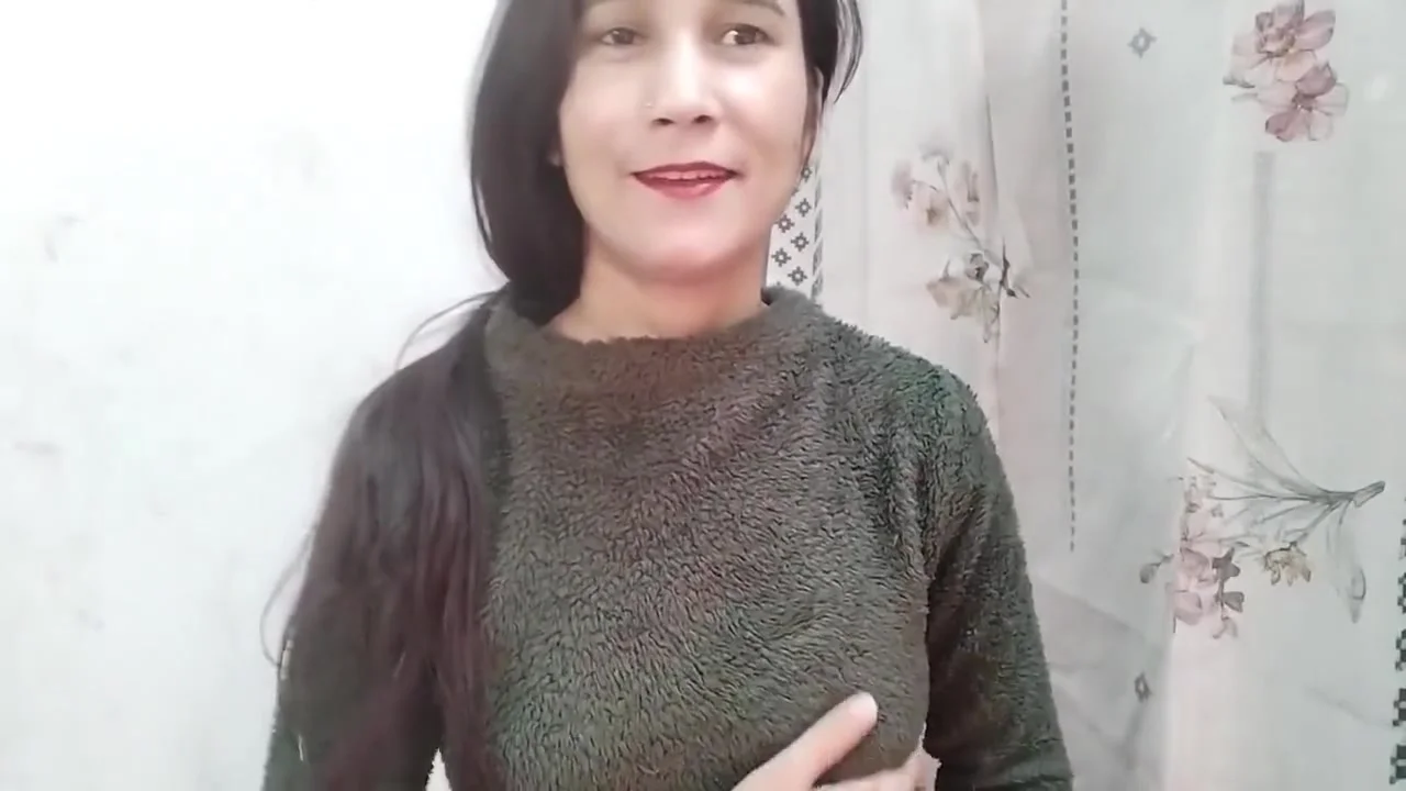 Stepsister Ko Kapde Utar Kar Jabar Dasti Chod Diya