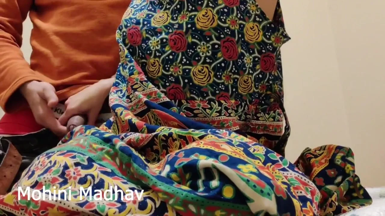 Indian Desi Hot Bhabhi Had An Affair With Office Boss ! Boss Invited Her For Hard Doggy - Hardcore Gangbang