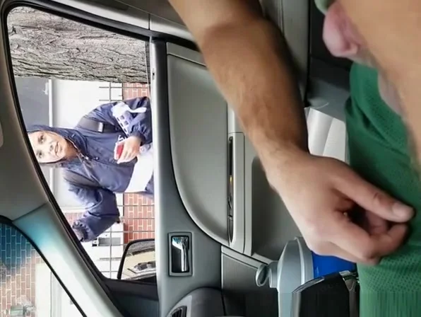 Dude masturbates in car while women pass
