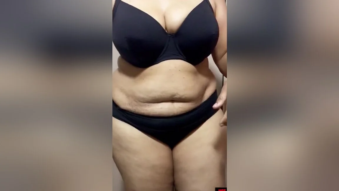 Step brother’s Wife Changing Dress With Tamil Actress