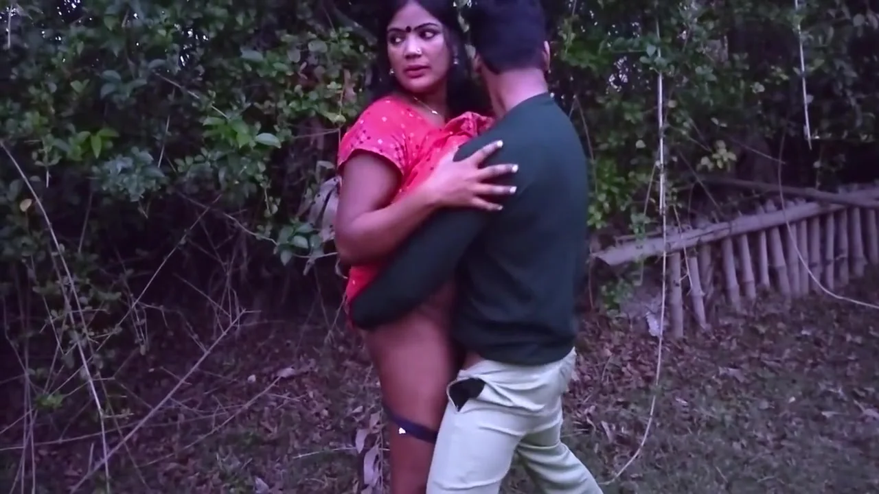 Indian Boy Is Fucking In Jungle With A Stranger