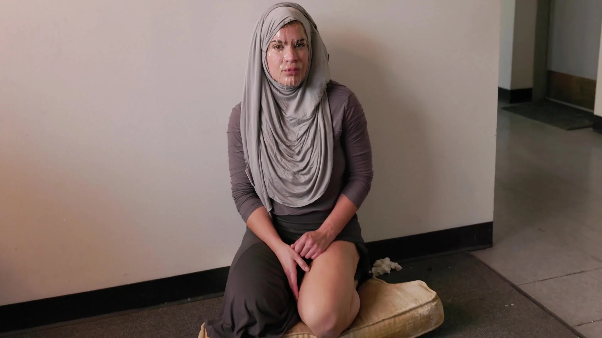 Hijab Bukkake - Green Card Blowjob