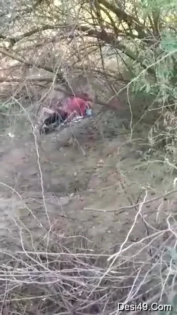 Today Exclusive- Desi Village Lover Outdoor Fucked Caught By Friends
