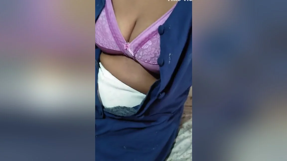 Indian Desi Bhabhi Dammi Enjoying Her Self 55