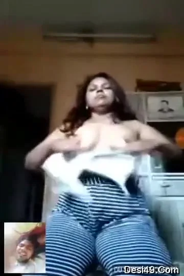 Exclusive- Indian Randi Bhabhi Kiran Showing Her Boobs And Wet Pussy On Video Cal