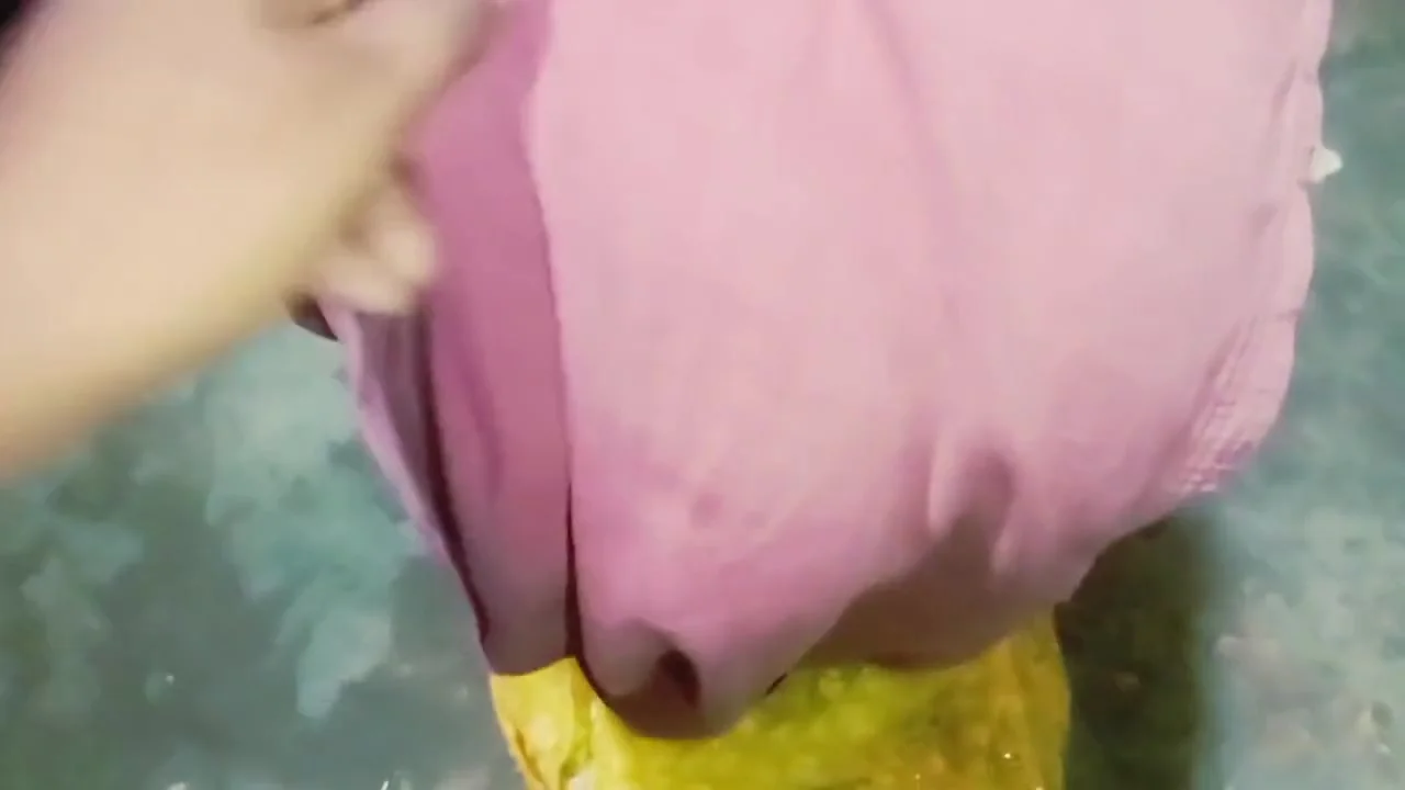 Village Bhabhi In Desi Porn Video