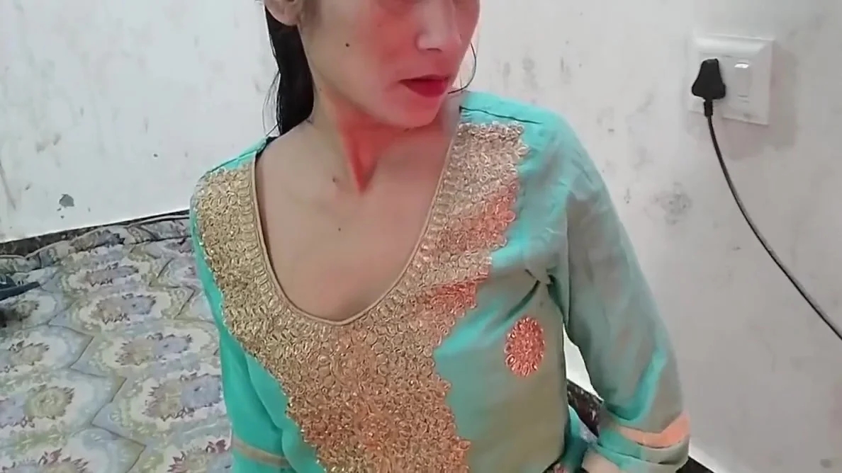 Muslim Girl Ko Chod Kar Bur Se Paani Nikala