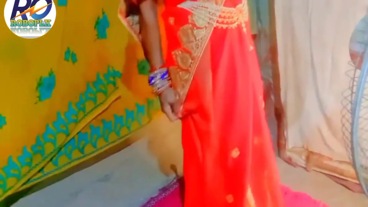 Indian Village Karvachauth Ke Nainaweli Dulhan Saree Show Finger 3 (today