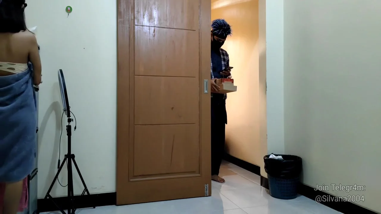 Had Sex With A Delivery Person While Her Husband Was Working Out Of Town