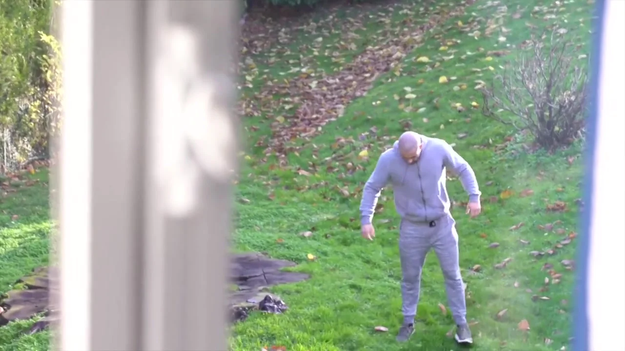 Claire, the vicious yoga teacher - Jacquie et Michel TV