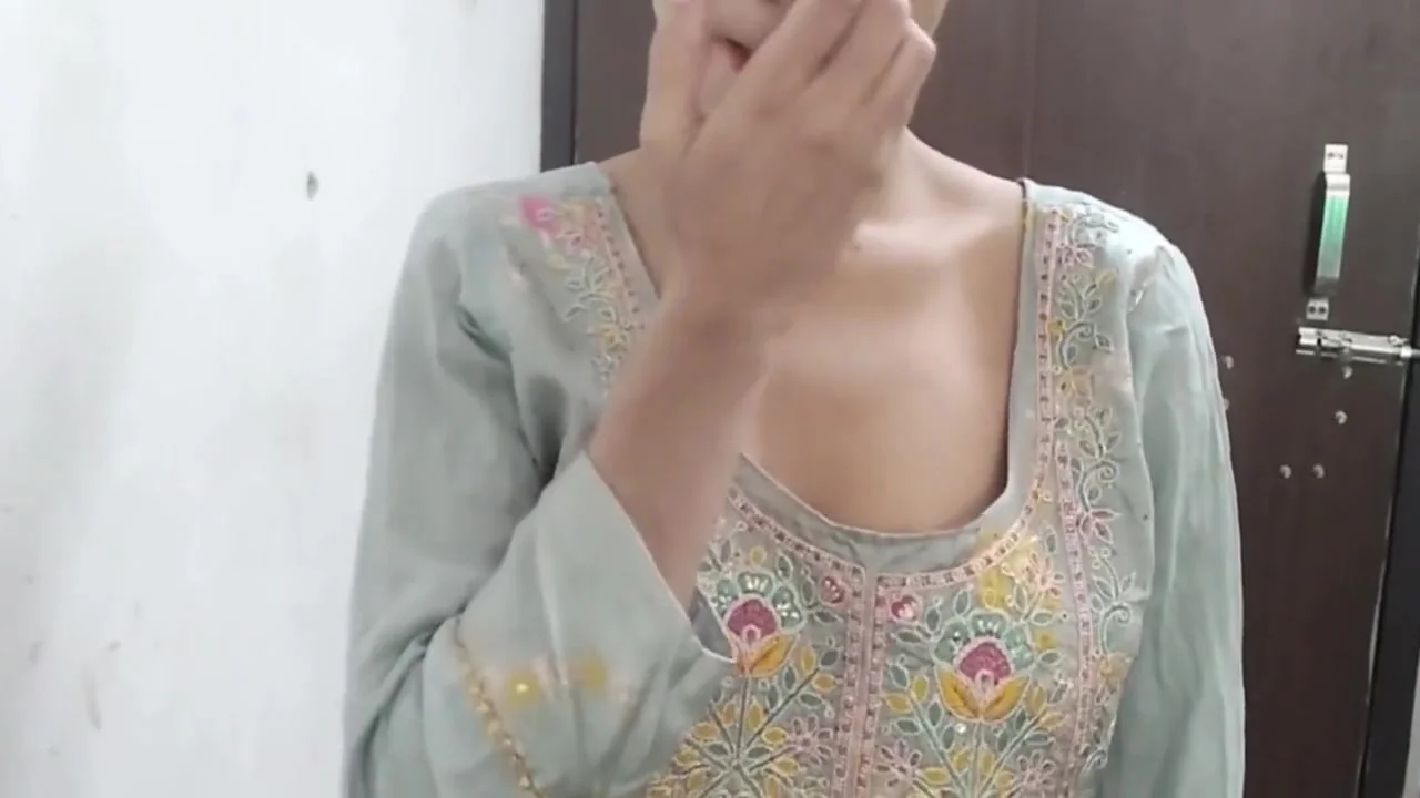 Stepbrother Muze Mat Chodo Muze Bhaut Dard Hota Hai