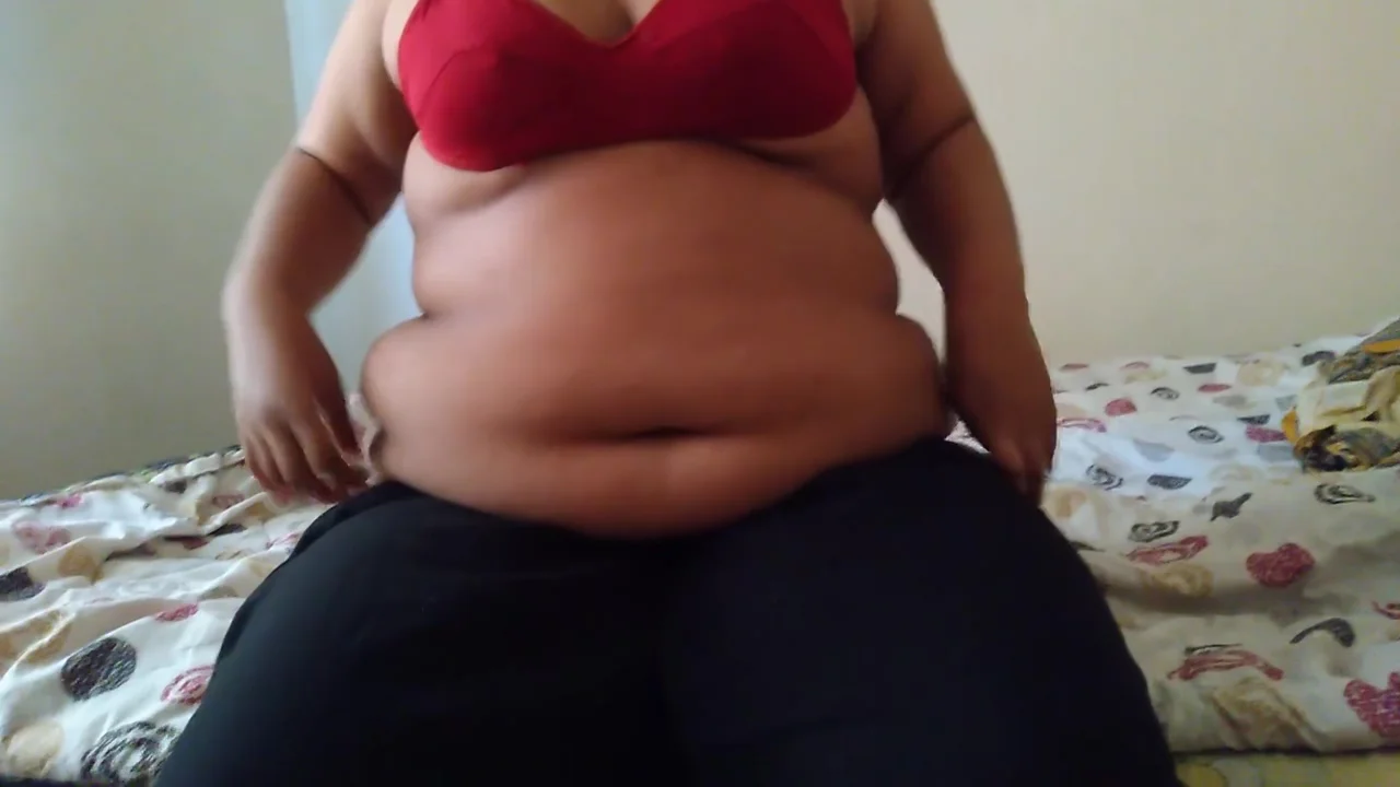 55year Old Hot Priya Aunty Fucked A Guy While Sweeping House (indian Desi Sex, Clear Hindi Audio) Huge Cumshot