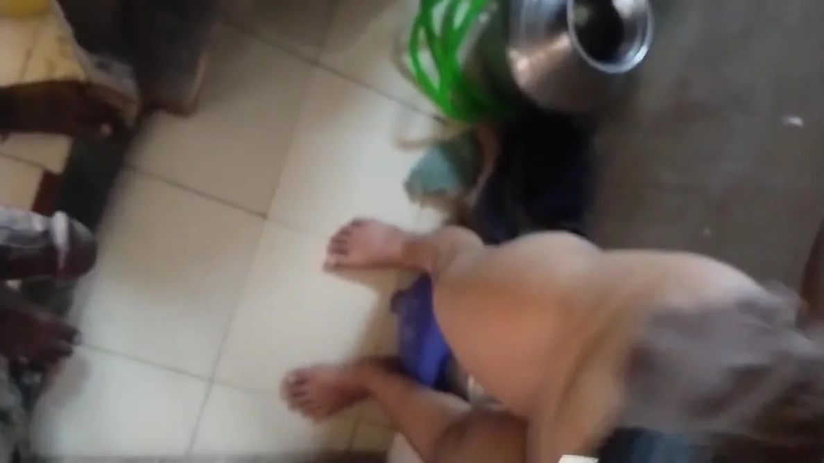 ( ) Mere Bhabhi Bathroom Me Nara Tha Main Video Recording Kar Ke Time Pe Mere Ko Catch With Li Ya