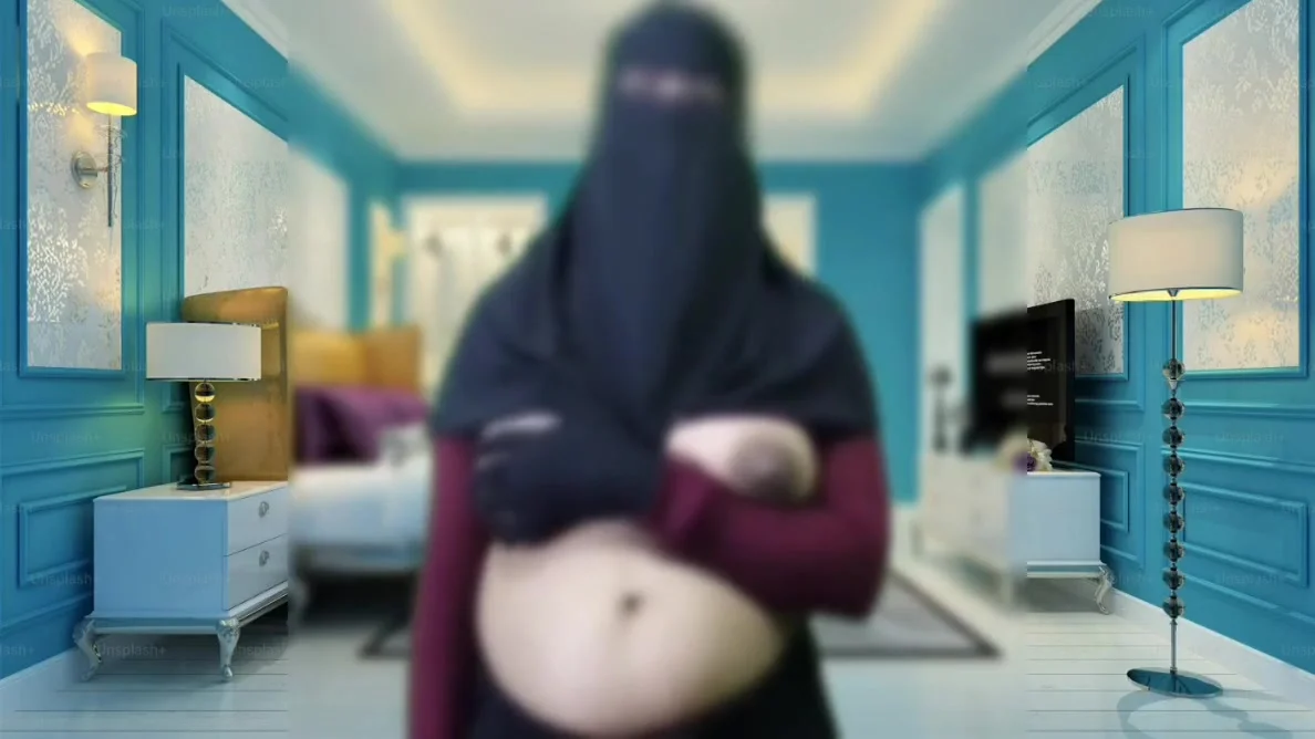 Bangladeshi Housewife