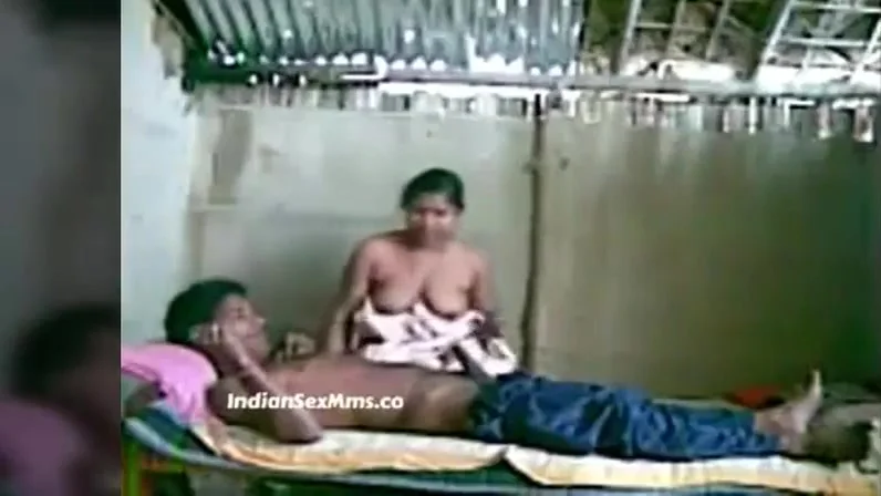 Desi Village Bhabhi Sex With Devar Mms Video