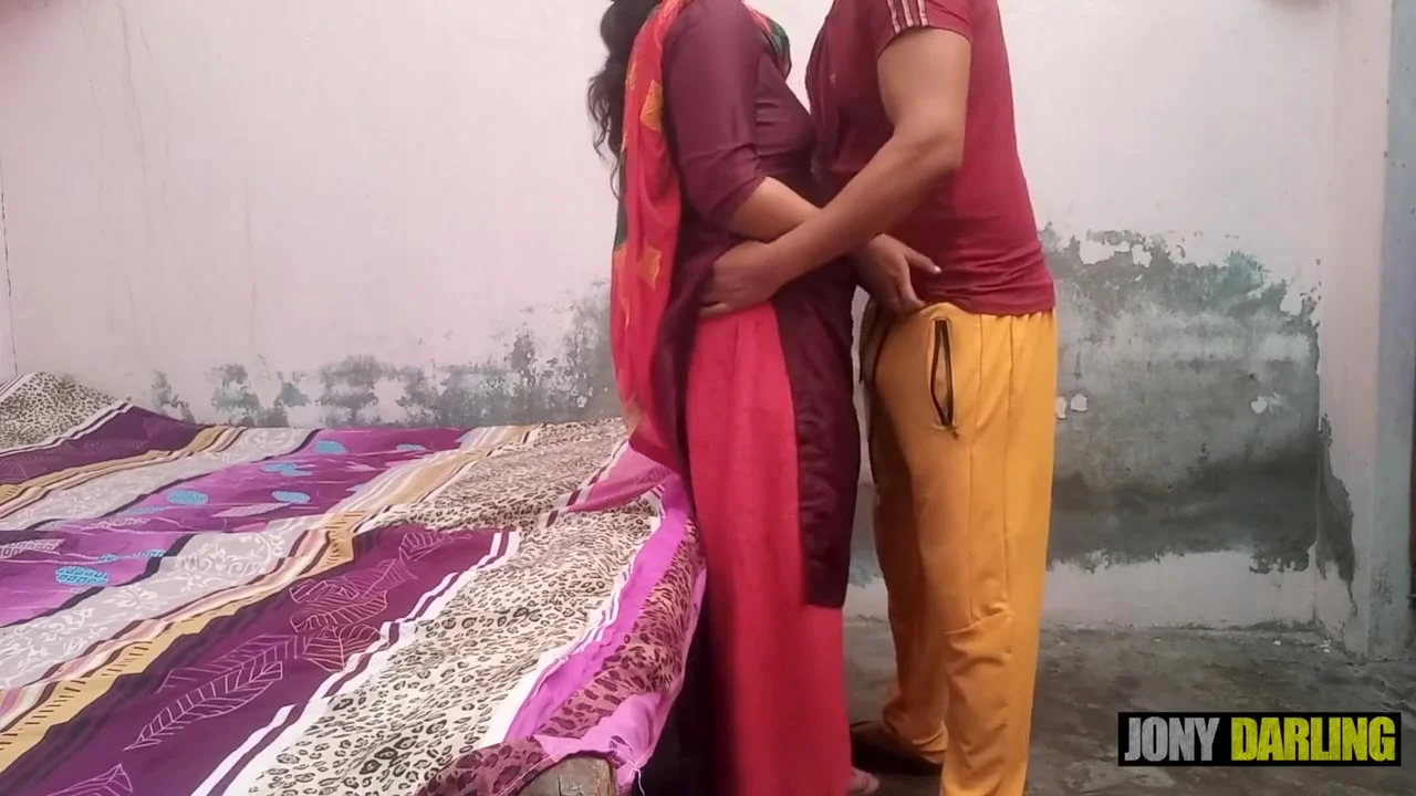 Naukraani Kaam Maangne Aayi, Malik Ne Pakad Kar Chod Diya