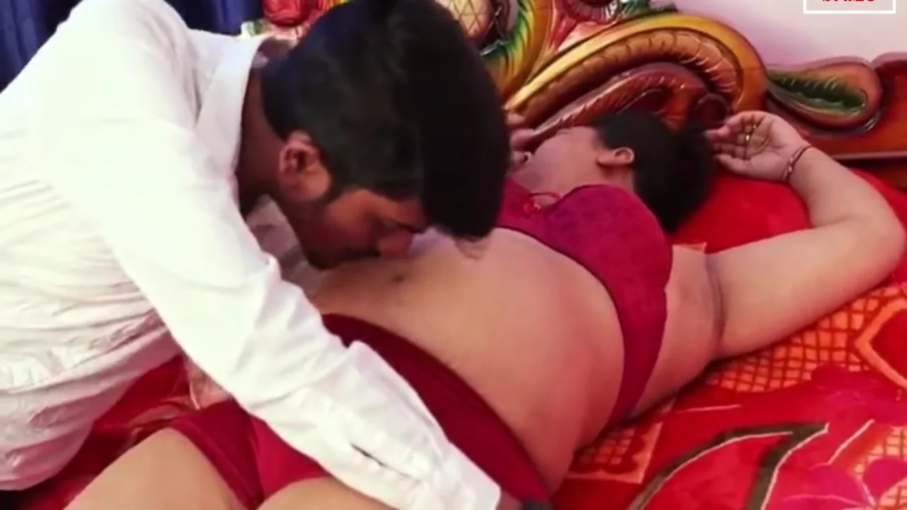 Bhabi Loves Doggy Style Full Uncut