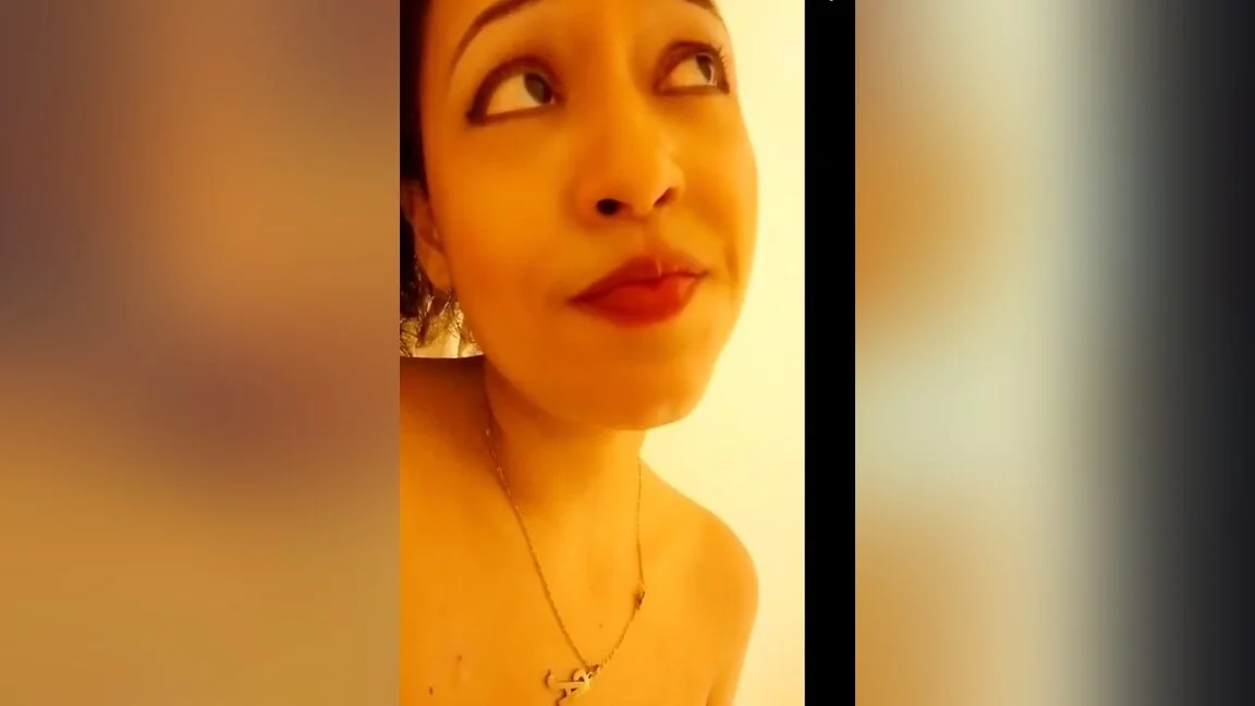 Saturno Squirt, The Sexiest Latin Babe Has Several Intense Orgasms In The Bathroom Accompanied By Squirting, Her Husbands Fami