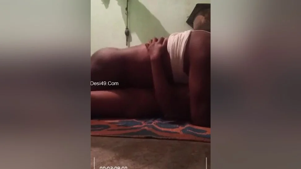 Today Exclusive- Desi Couple Fucking