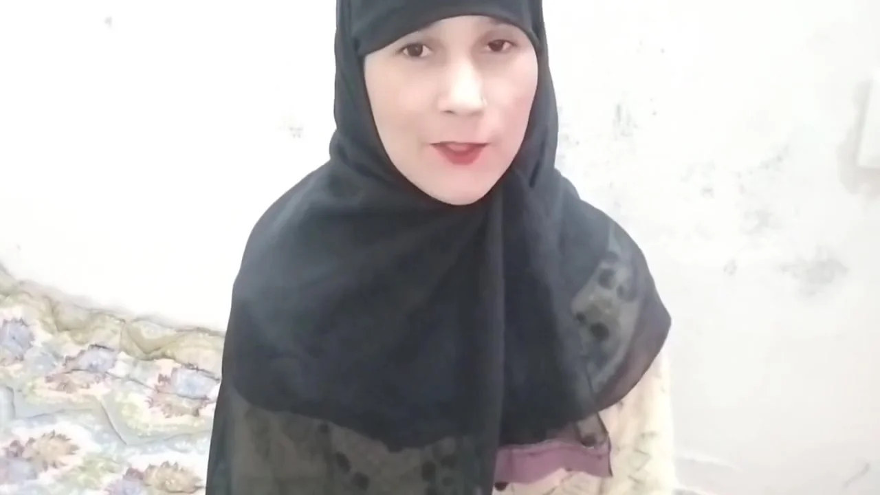 Muslim Girlfriend Ko Ghar Pe Bulakar Jabar Dasti Pel Diya