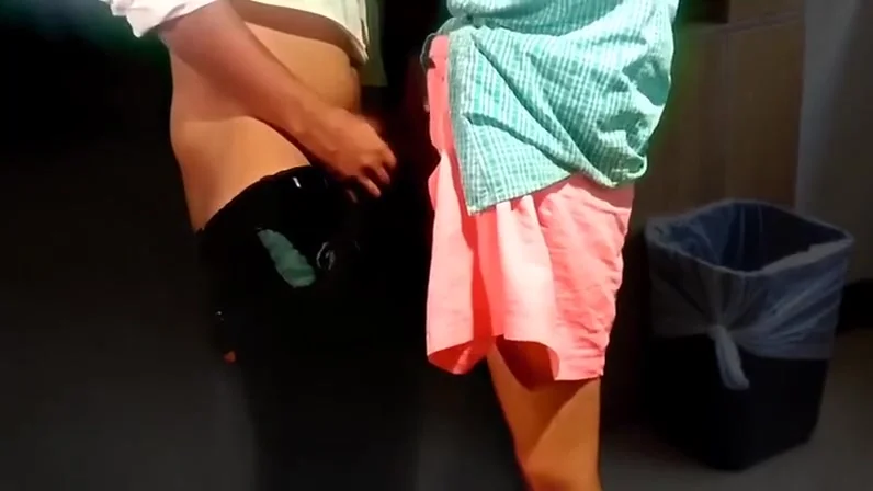 School Student 18+ Fucking In Library Room