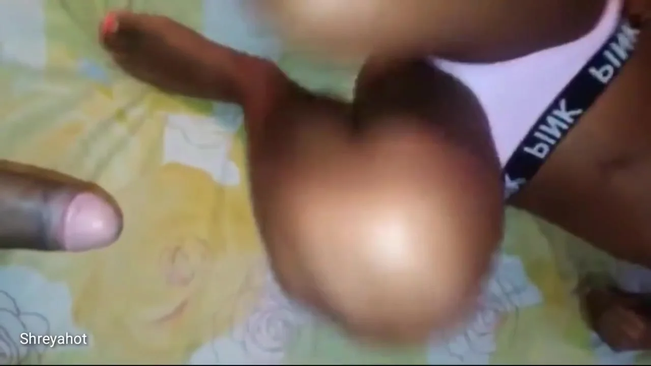 छोटी साली की सील तोड़ी My College Gf Fucking Very Hard