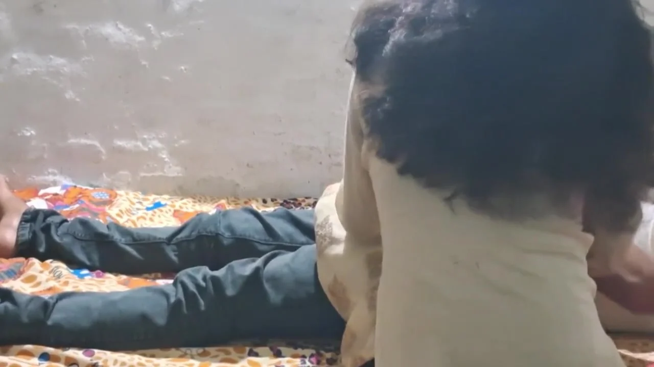 Indian Desi Big Boobs Aunty Hardjob With Tamil Boyfriend Cock