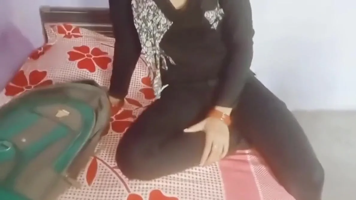 Desi Girl Strained To Leave