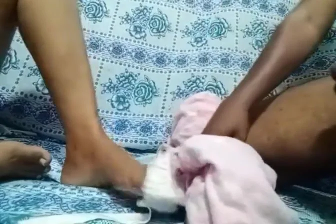 18 Years - Indian Dasi Bahabi And Boss Sex In The Jungle