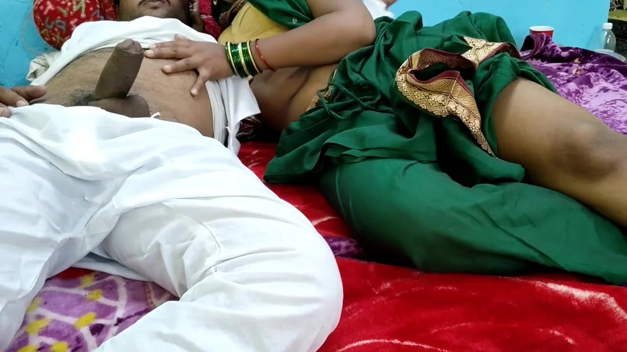 Desi -called His On The Pretext Of Bringing Tea And Fucked Ashu