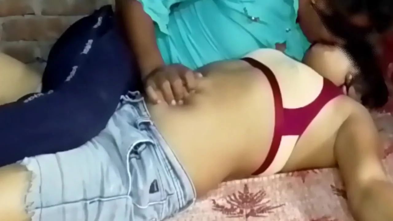 Hot Indian Village Housewife Sonali Stepbrother Ki Sat Zabardast Chudai