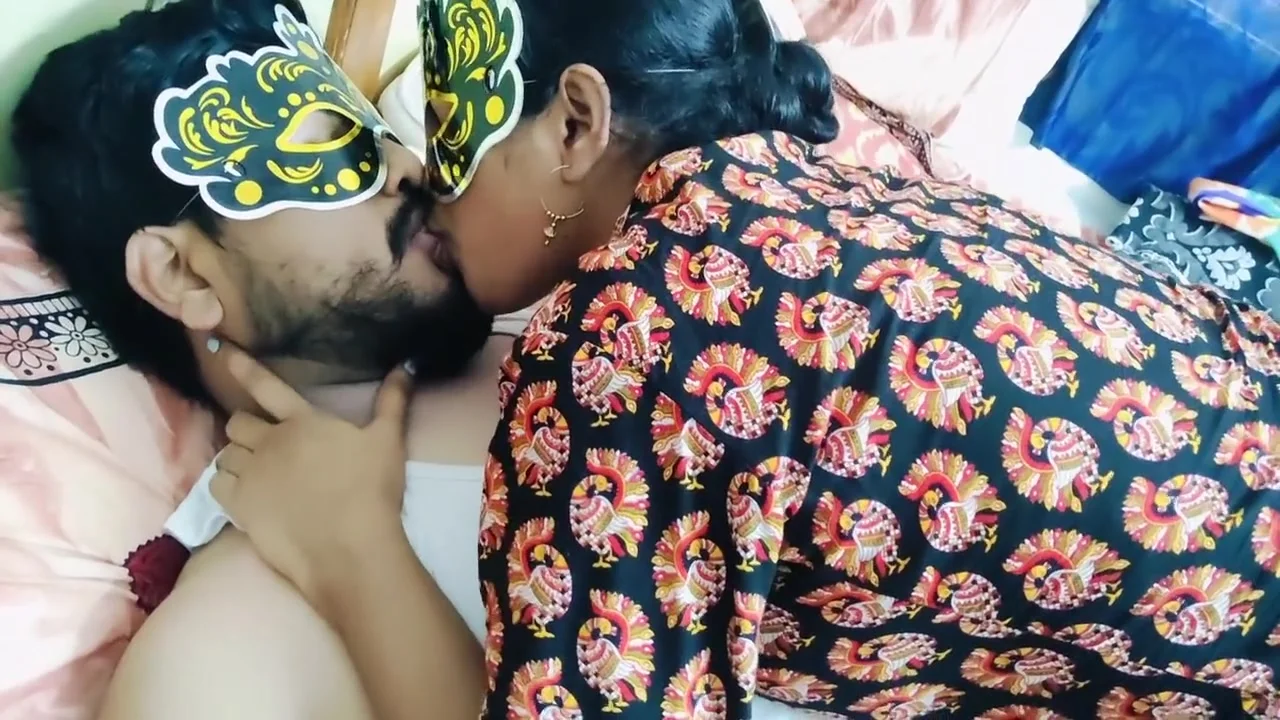 Indian Couple Fucking In Hot Summer Afternoon