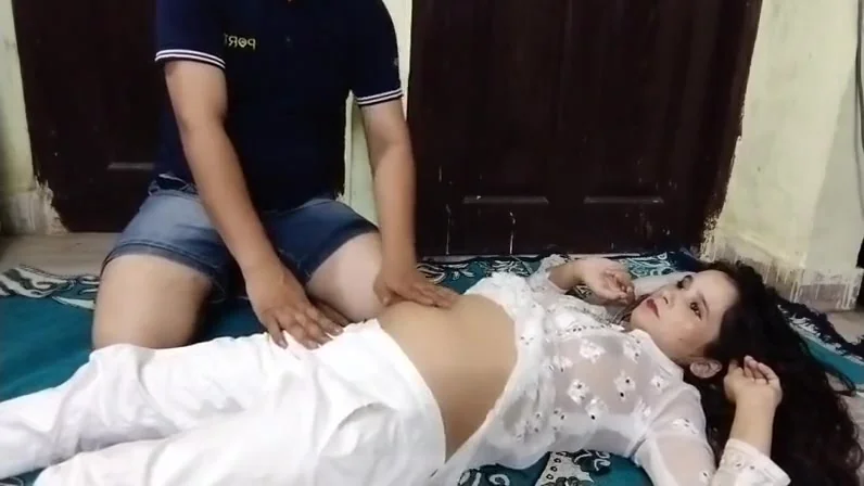 Hot Padosan Bhabhi Sex