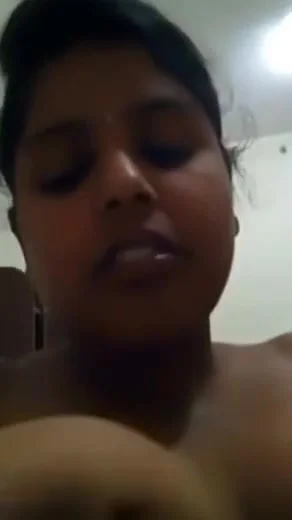 Super Horny Indian Girl Pussy Fingering Mms
