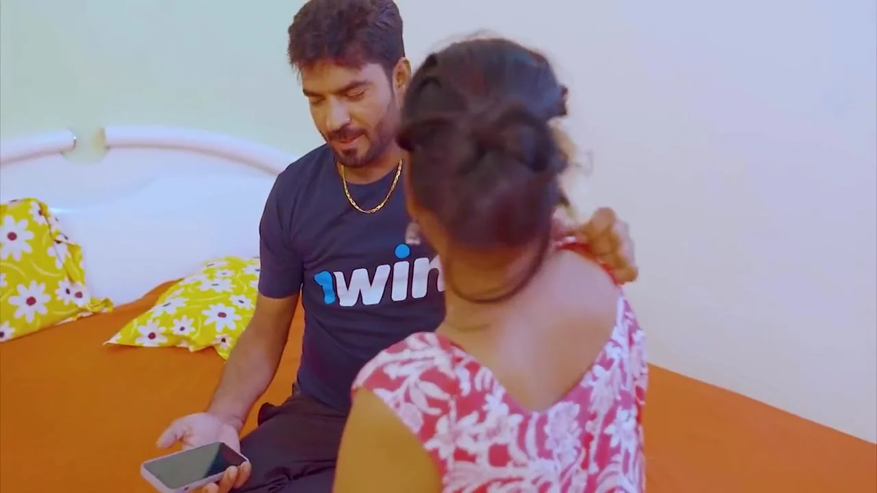 Hindi Sex In Desi Kamwali Bai Fucked Hard By Her Houseowner In The Private Room